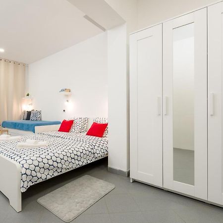 Studio Apartment Sesula Split Exterior photo